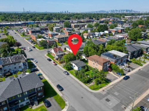 Photo aérienne - 3984 Grand Boulevard, Longueuil (Saint-Hubert), QC 