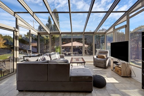 Solarium/Verrière - 8235 Av. Oceanie, Brossard, QC 