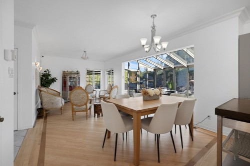 Salle à manger - 8235 Av. Oceanie, Brossard, QC 