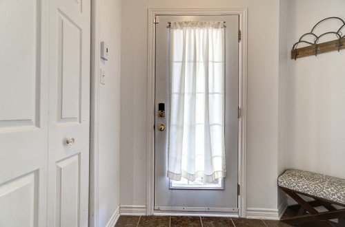 Hall d'entrée/Vestibule - 3-5605 Boul. Chevrier, Brossard, QC 