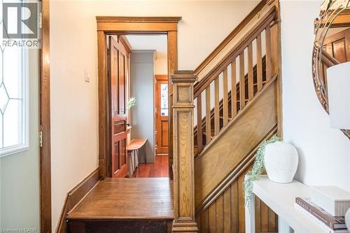 207 Waterloo Street N, Cambridge, ON 