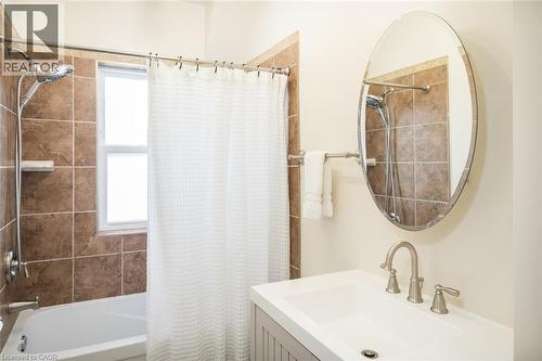 207 Waterloo Street N, Cambridge, ON 