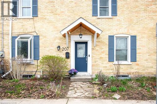 207 Waterloo Street N, Cambridge, ON 