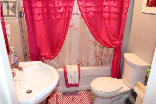 6 Hillview Avenue, Stephenville Crossing, NL 