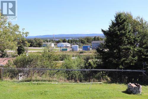 6 Hillview Avenue, Stephenville Crossing, NL 