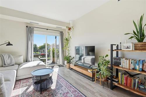 204-50 Philip Lee Dr, Winnipeg, MB 