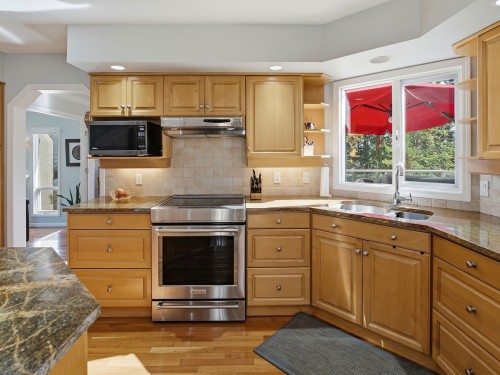 764 Cassiar Place, Kelowna, BC 