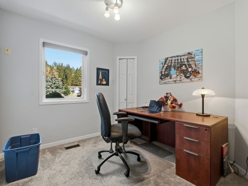 764 Cassiar Place, Kelowna, BC 