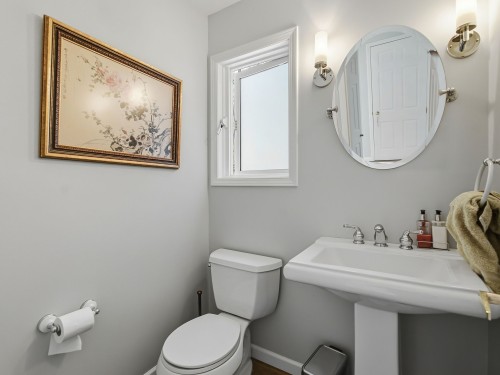 764 Cassiar Place, Kelowna, BC 