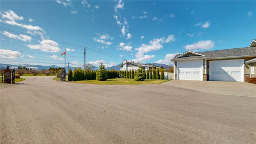 1808 Erickson Road, Creston, BC 