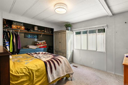 2205 4Th St East, Courtenay, BC 