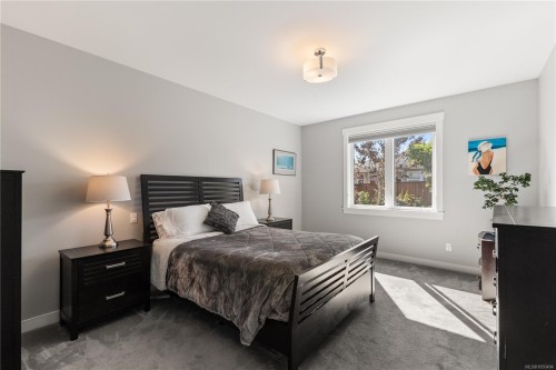 711 Salal St, Campbell River, BC 