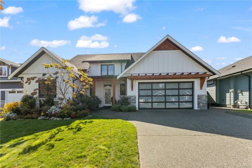 711 Salal St, Campbell River, BC 