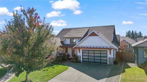 711 Salal St, Campbell River, BC 