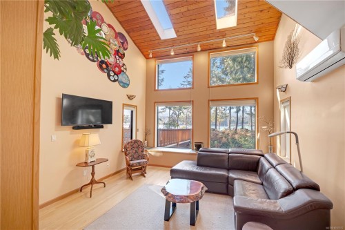 4845 Brenton Page Rd, Ladysmith, BC 