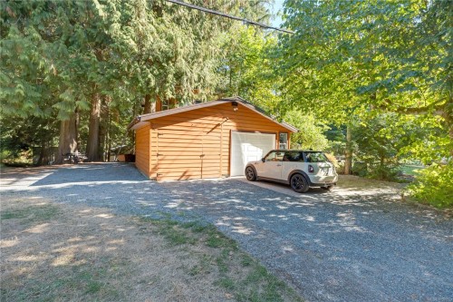 4845 Brenton Page Rd, Ladysmith, BC 