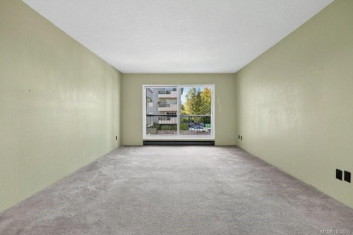 #212-1015 Cumberland Rd, Courtenay, BC 