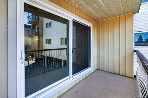 #212-1015 Cumberland Rd, Courtenay, BC 