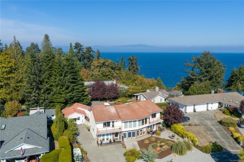 511 Panorama Pl, Parksville, BC 
