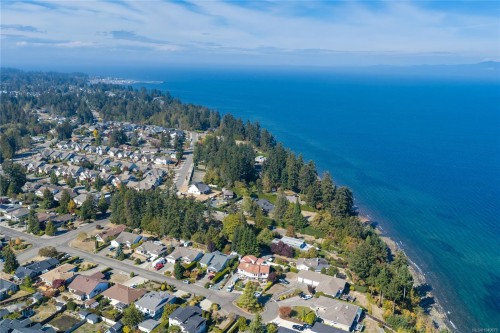 511 Panorama Pl, Parksville, BC 