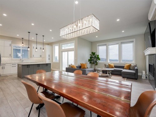 2431 Azurite Cres, Langford, BC 