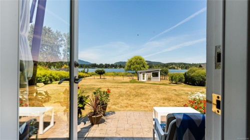 1717 Westlock Rd, Duncan, BC 