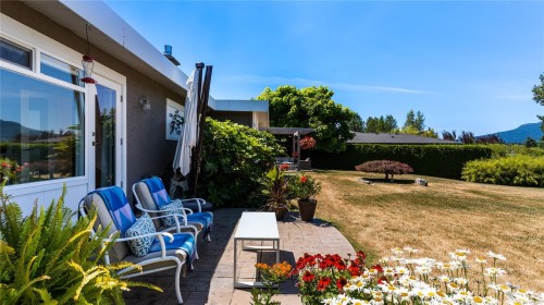 1717 Westlock Rd, Duncan, BC 