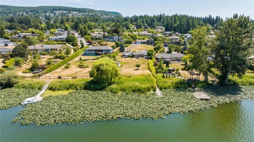1717 Westlock Rd, Duncan, BC 