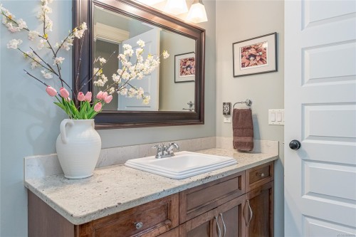 818 Craig Rd, Ladysmith, BC 