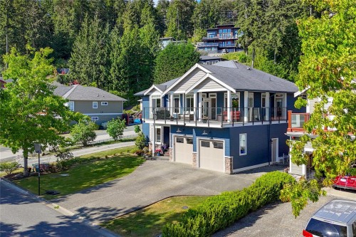 818 Craig Rd, Ladysmith, BC 
