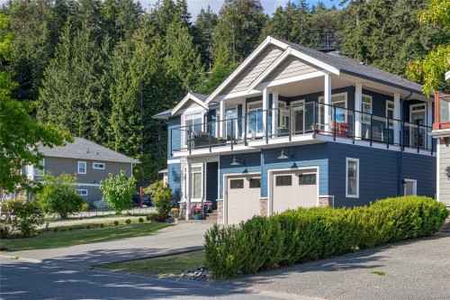 818 Craig Rd, Ladysmith, BC 