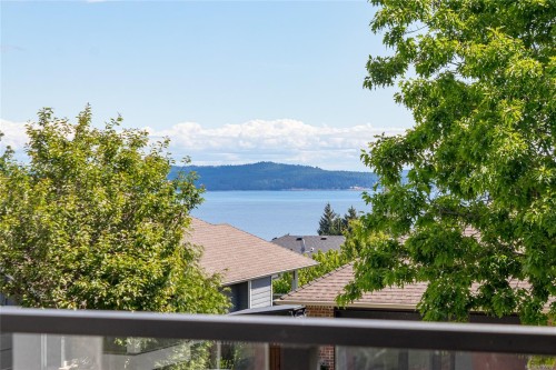 818 Craig Rd, Ladysmith, BC 