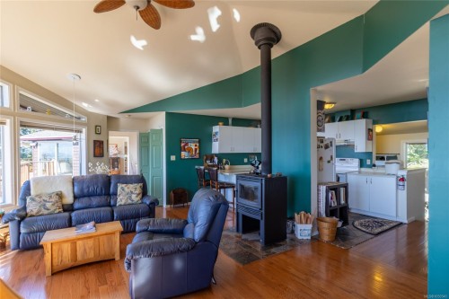 37163 Galleon Way, Pender Island, BC 