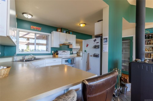 37163 Galleon Way, Pender Island, BC 