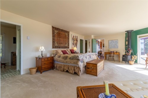 37163 Galleon Way, Pender Island, BC 