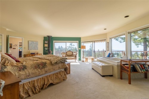 37163 Galleon Way, Pender Island, BC 