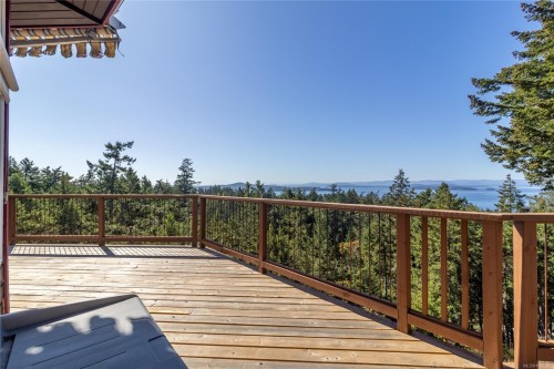 37163 Galleon Way, Pender Island, BC 