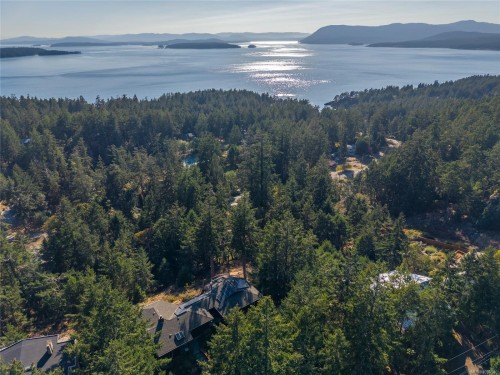 37163 Galleon Way, Pender Island, BC 