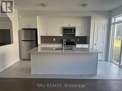 Kitchen with Quartz COunter - 
