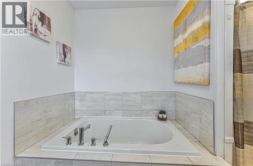 4073 Stadelbauer Drive, Beamsville, ON 