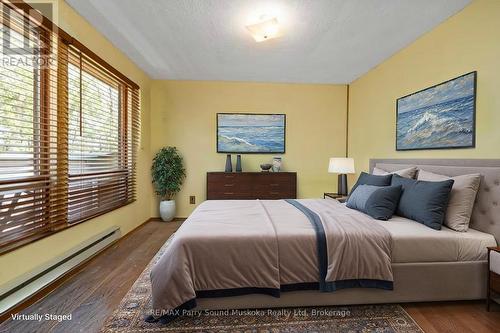 Primary bedroom, staged - 33 Houston Lane, Seguin, ON 