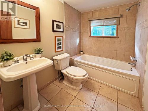 4 pc bath - 33 Houston Lane, Seguin, ON 