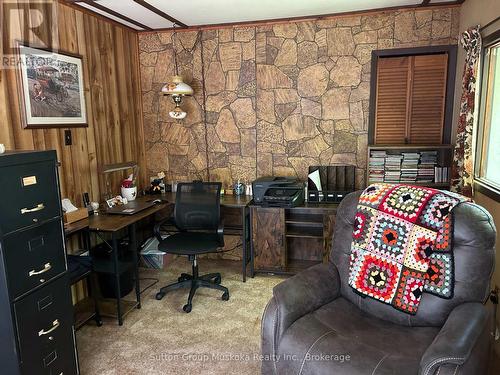 120 Line Hill Road, Huntsville (Chaffey), ON 