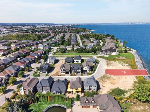 19-100 Watershore Drive, Hamilton, ON 