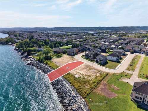 19-100 Watershore Drive, Hamilton, ON 