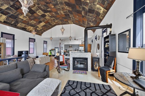 2687 North Shore Drive, Haldimand, ON 