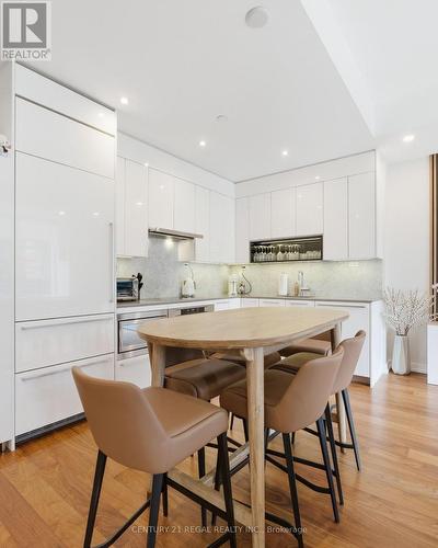 Th07 - 113 Mcmahon Drive, Toronto, ON 