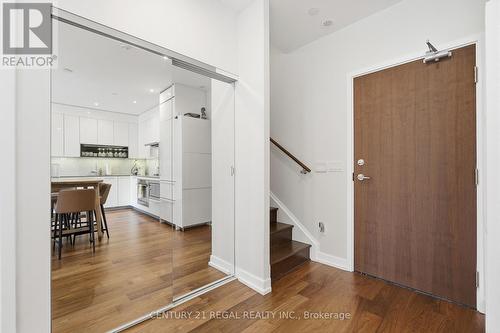 Th07 - 113 Mcmahon Drive, Toronto, ON 