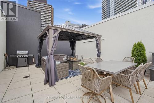 Th07 - 113 Mcmahon Drive, Toronto, ON 