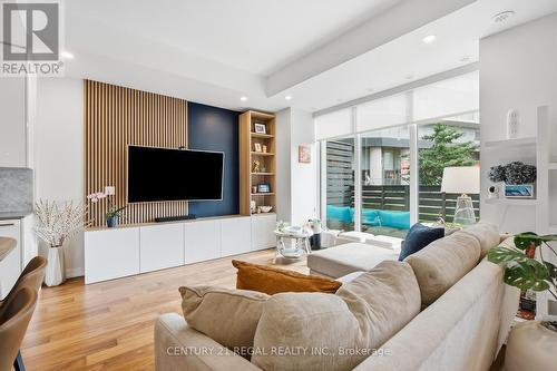 Th07 - 113 Mcmahon Drive, Toronto, ON 